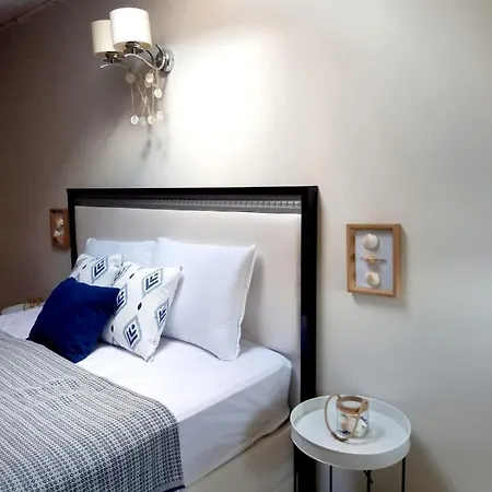 Myra Apartament *